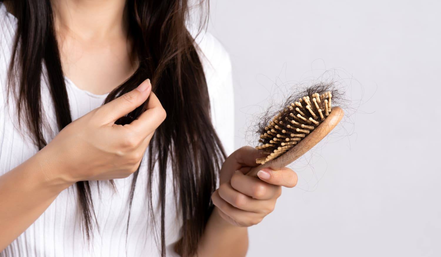 Wechseljahre und Haarausfall? 7 studienbasierte Tipps, die wirklich helfen
