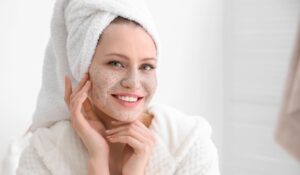 AHA vs. BHA Peeling: Das sind die Unterschiede – und so findest du das Richtige für dich!